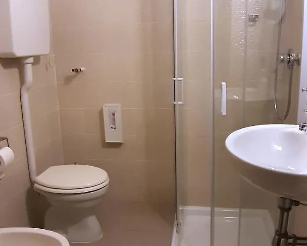 プロヴェンツァ ホテル 3*